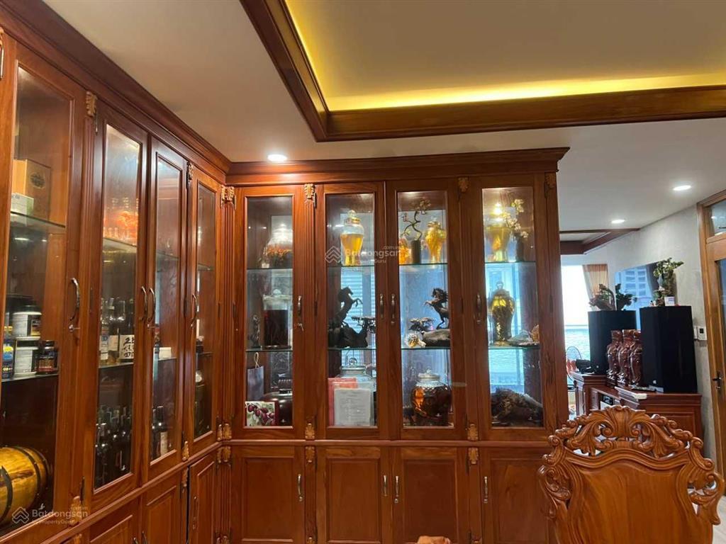 Giảm giá 1 tỷ  bán nhà hxh 8m bờ bao tân thắng, dt 8mx16m, đúc 5 tấm mới, dtsd 600m2