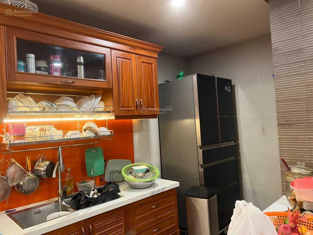 Giảm giá 1 tỷ  bán nhà hxh 8m bờ bao tân thắng, dt 8mx16m, đúc 5 tấm mới, dtsd 600m2