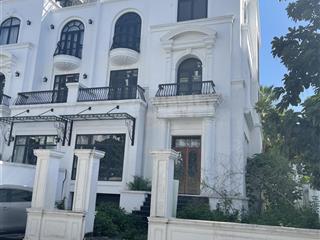 Chính chủ gửi bán bt tại louis hoàng mai giá chỉ 6x tỷ cả nhà 4 tầng 1 hầm.  0981 311 ***