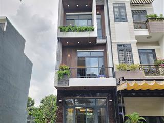 Nhà phố có sân vườn 5tỷ500, 66m2 nhà đúc 3 tấm hoàn công full nội thất sang trọng tại thuận an