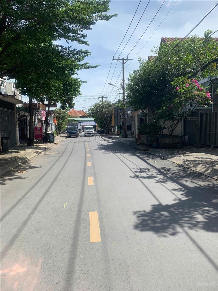 Bán lô đất đẹp đường dương quảng hàm, p6, gò vấp, hcm, dt 547.4m2, giá 63 tỷ,  0978 872 ***