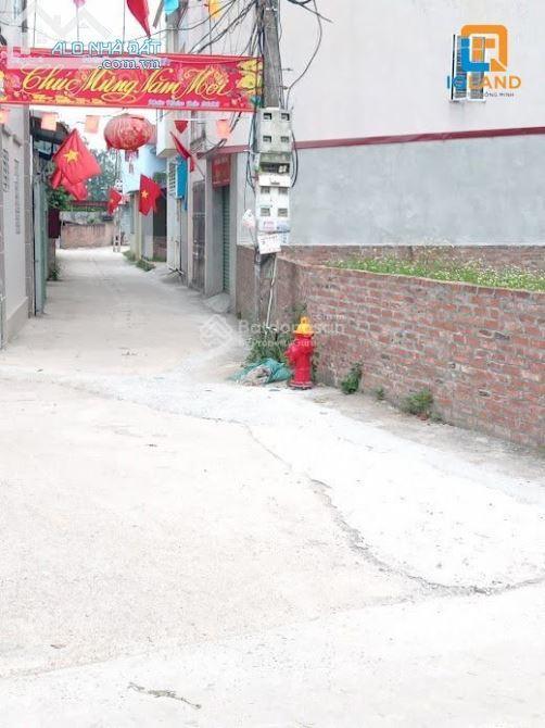 Bán đất thôn đạc tài xã mai đình sóc sơn hn dt 113 m2 mt 5,6mngõ ô tô vào nhà 0973 466 ***