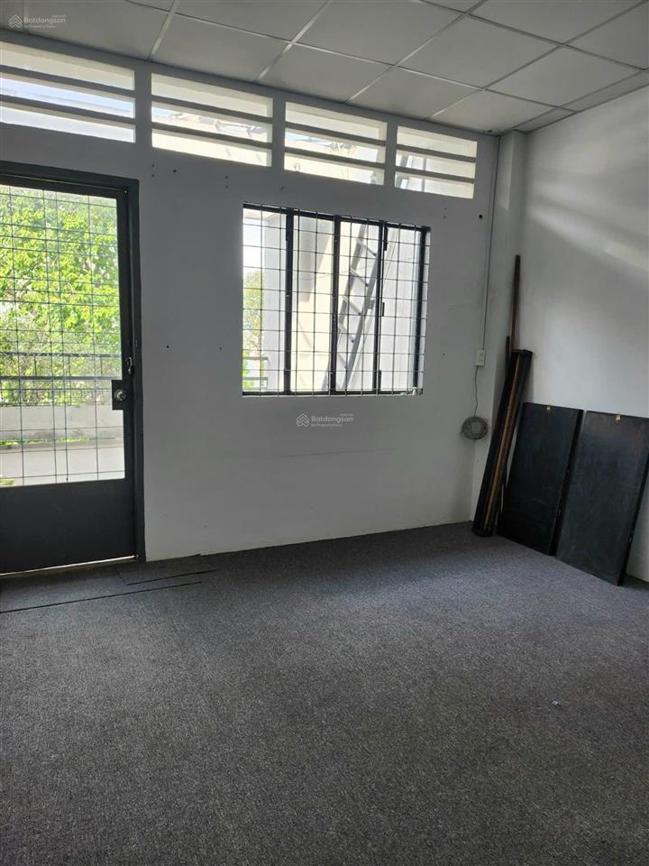 Cho thuê nhà mt cư xá bình thới p8 q11. dt 12x20m 2 lầu giá 80 tr/th  0911 481 ***