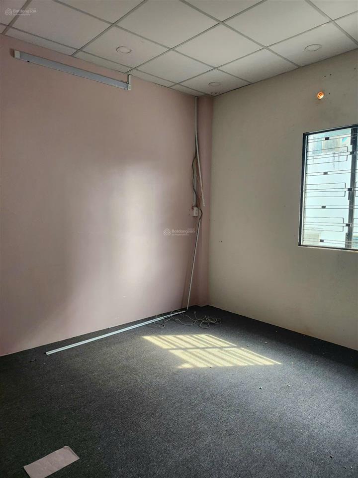 Cho thuê nhà mt cư xá bình thới p8 q11. dt 12x20m 2 lầu giá 80 tr/th  0911 481 ***