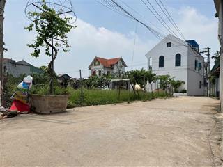 Bán 300m vị trí kim cương tại văn giang xây biệt thự hay phân lô đều tuyệt đẹp.