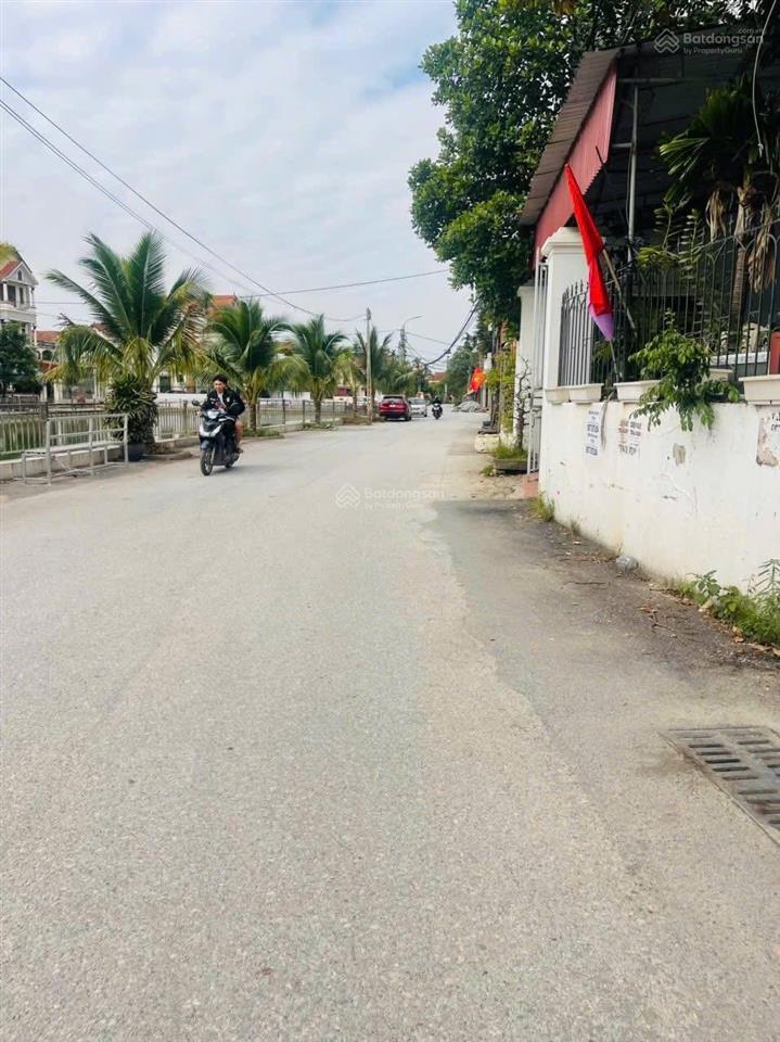 Bán 103,5m làng hoa phụng công chia 2 lô cực đẹp