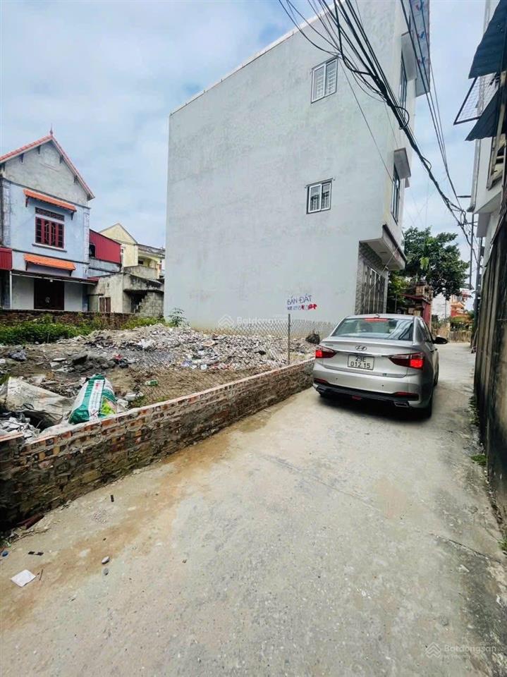 Bán 103,5m làng hoa phụng công chia 2 lô cực đẹp