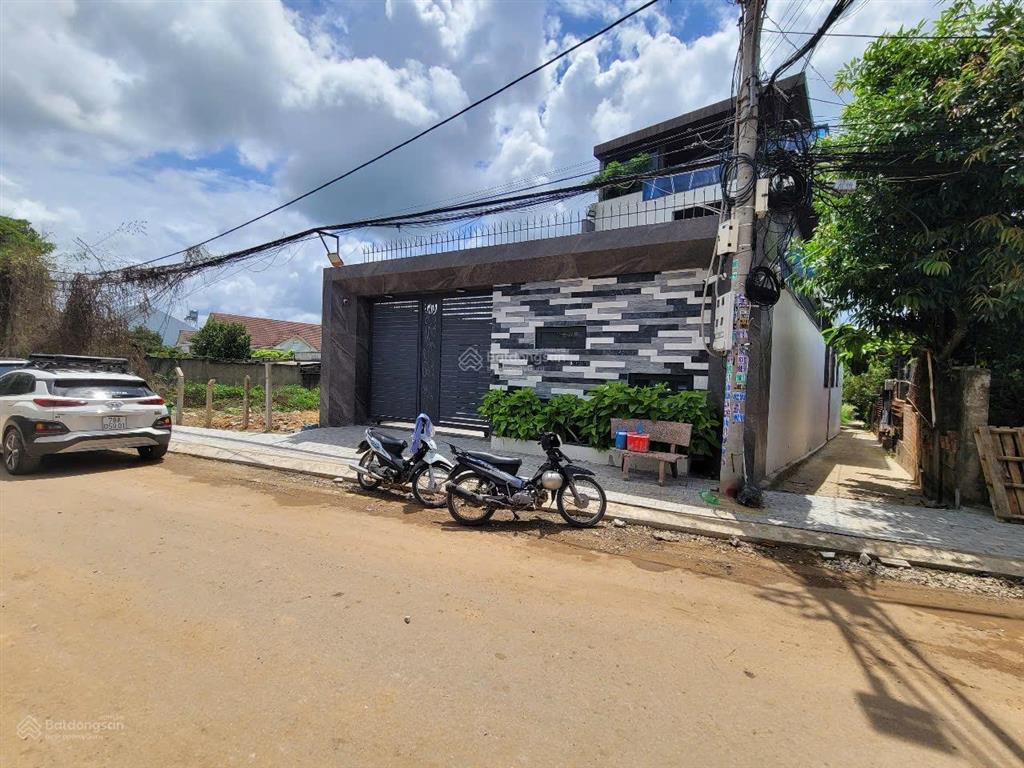 Bán lô đất hẻm xe 5 chỗ kia giá 1 tỷ250tr, nhánh 121 phạm ngọc thạch hiệp thành bd