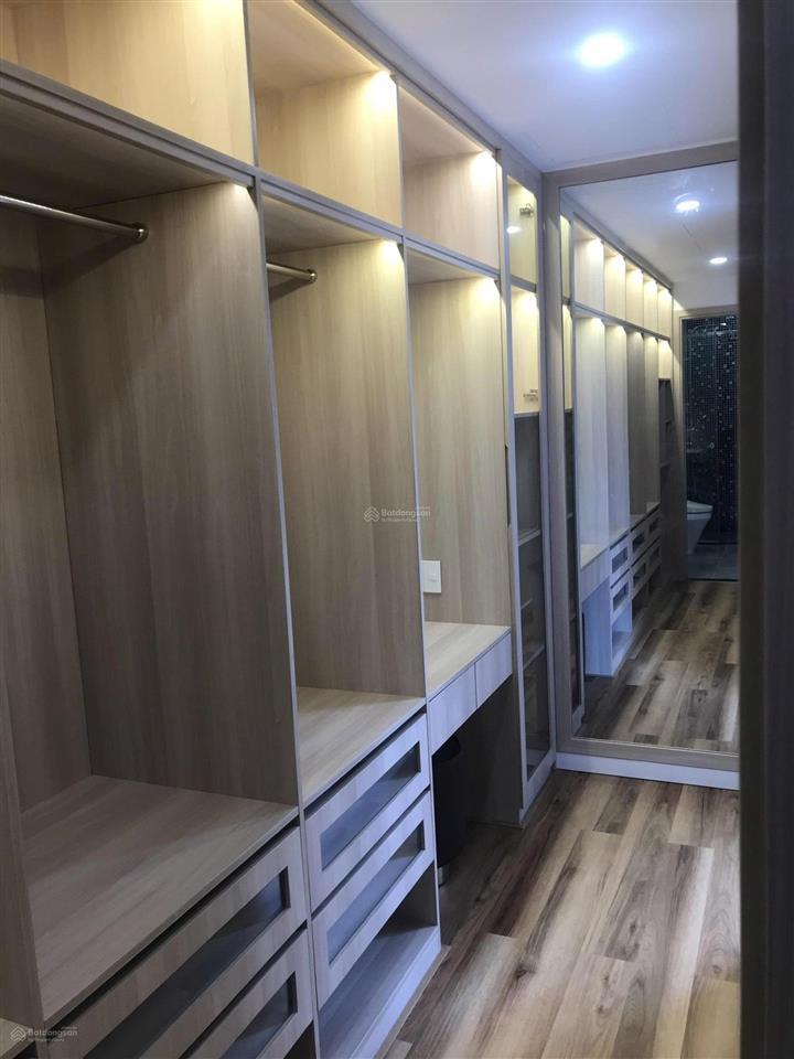 Bán căn nhà 3 tầng suncasa hoà phú full nội thất  tp mới bình dương( nay hcm ). giá 3,5 tỷ