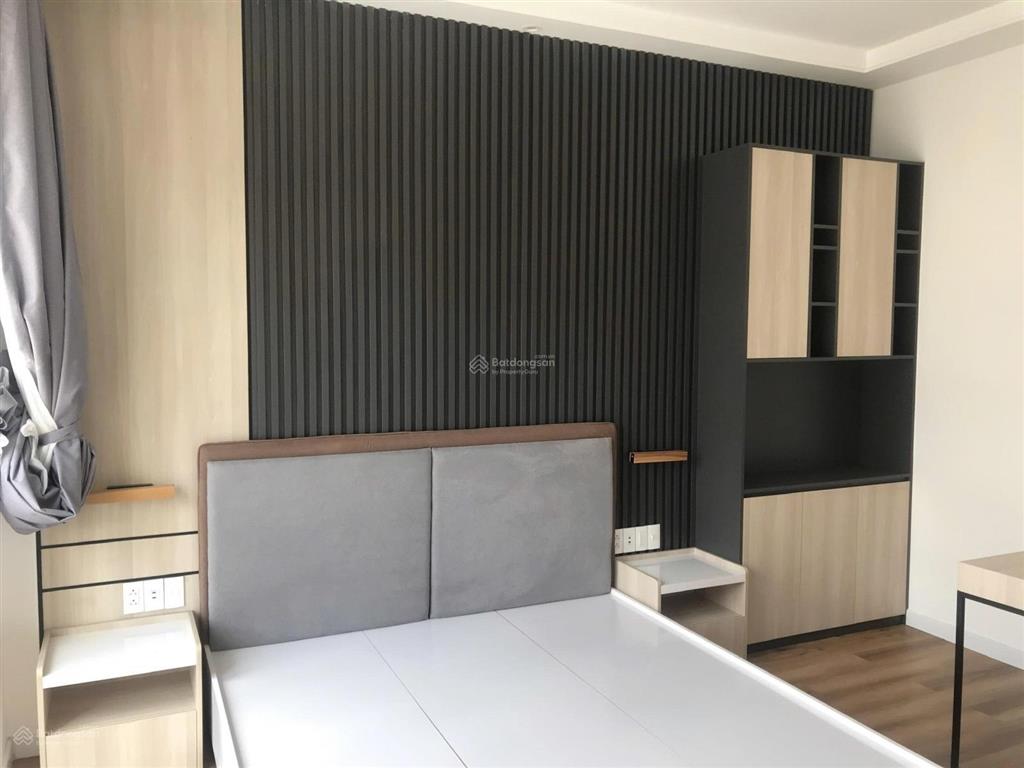 Bán căn nhà 3 tầng suncasa hoà phú full nội thất  tp mới bình dương( nay hcm ). giá 3,5 tỷ