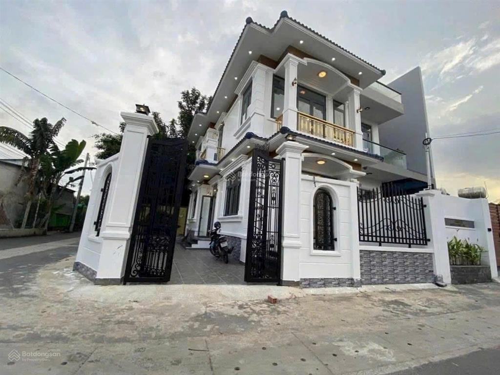 Chính chủ cần bán biệt thự mới 100% siêu đẹp tại tp thủ dầu một, bình dương giá chỉ 3tỷ9 nay tp hcm