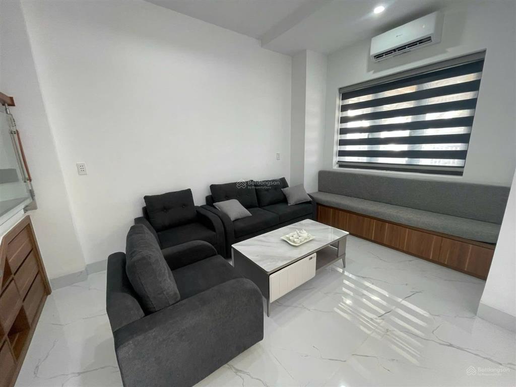 Tôi cần bán căn nhà 3 tầng full nội thất  khu suncasa central vsip 2 đang có hđ cho thuê 14tr