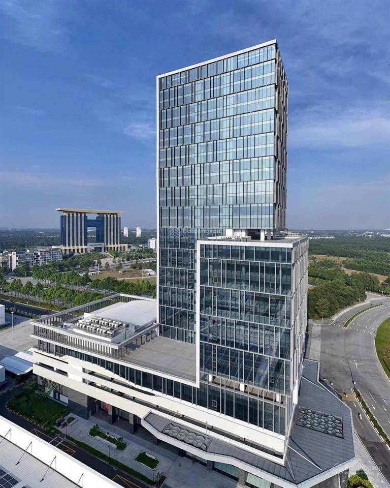 Bán căn 2mt mt đường đồng khởi tp mới bình dương kinh doanh lớn đang có hđ cho thuê sẵn.