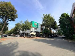 Bán căn nhà góc 2 mt kinh doanh lớn trong khu tri thức kdc hiệp thành 3 ,thủ dầu một , bình dương