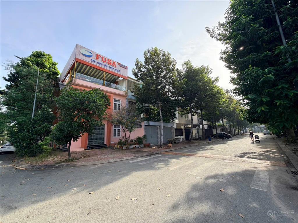 Bán căn nhà góc 2 mt kinh doanh lớn trong khu tri thức kdc hiệp thành 3 ,thủ dầu một , bình dương