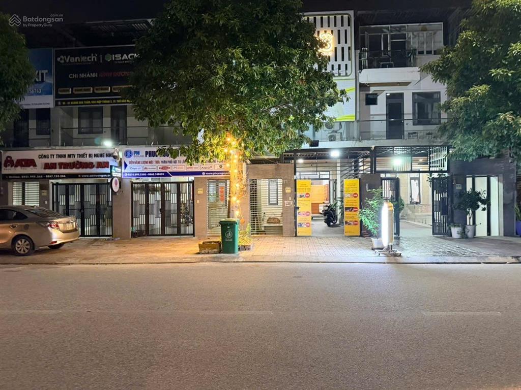Bán nhà 3 tầng mt kinh doanh hoàng hoa thám đông nhất hiệp thành 3, tp hcm giá 8tỷ5