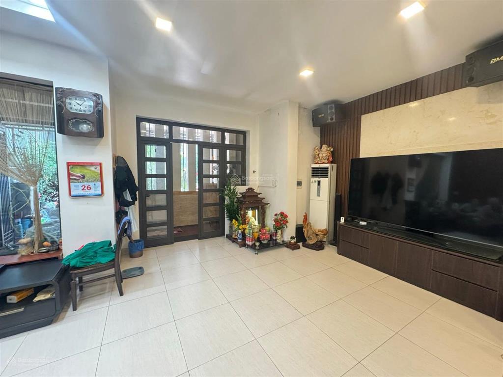 Bán liền kề xuân la  tây hồ 110m2x5 tầng  oto tránh dừng đỗ thoải mái  tiện ích  giá 42 tỷ