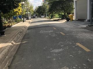 Cần chuyển nhượng nhanh lô đất 135m2 mặt tiền nguyễn văn kỉnh