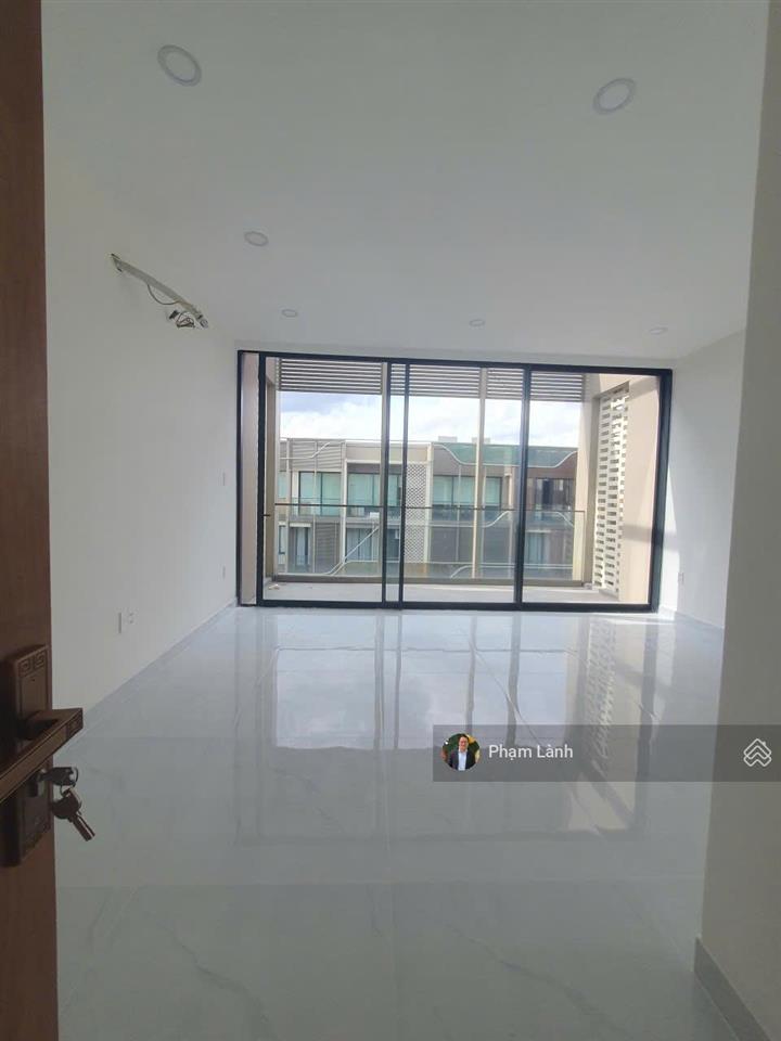 Cho thuê shophouse the global city, dt 5x19m giá 50 triệu, hoàn thiện có thang máy.  0916 592 ***