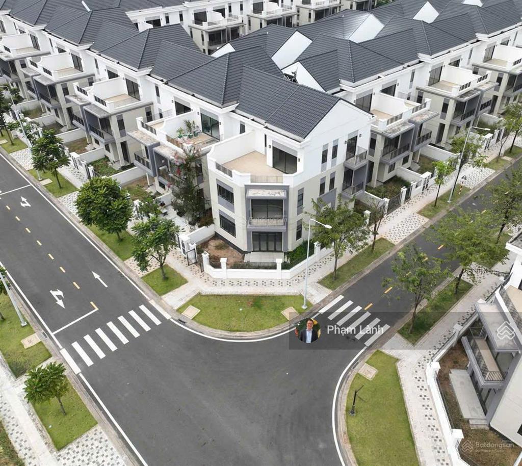 Duy nhất căn biệt thự vip view sông góc 2 mặt tiền 10x20m, giá chỉ 16 tỷ.  0916 592 ***