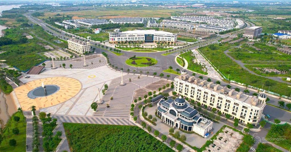 Duy nhất căn biệt thự vip view sông góc 2 mặt tiền 10x20m, giá chỉ 16 tỷ.  0916 592 ***