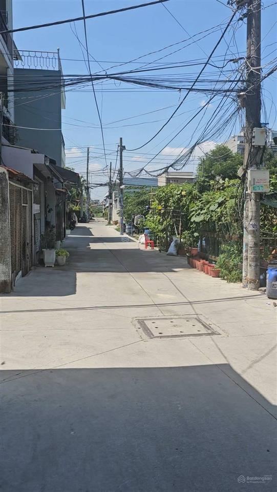 Bán đất hóc môn đất 3mt, dt 13,365m2, giá 130 tỷ