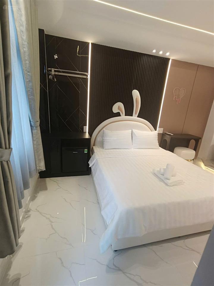 Bán tòa nhà chdv 40 phòng doanh thu hiện đang khoáng 2 tỷ/ năm