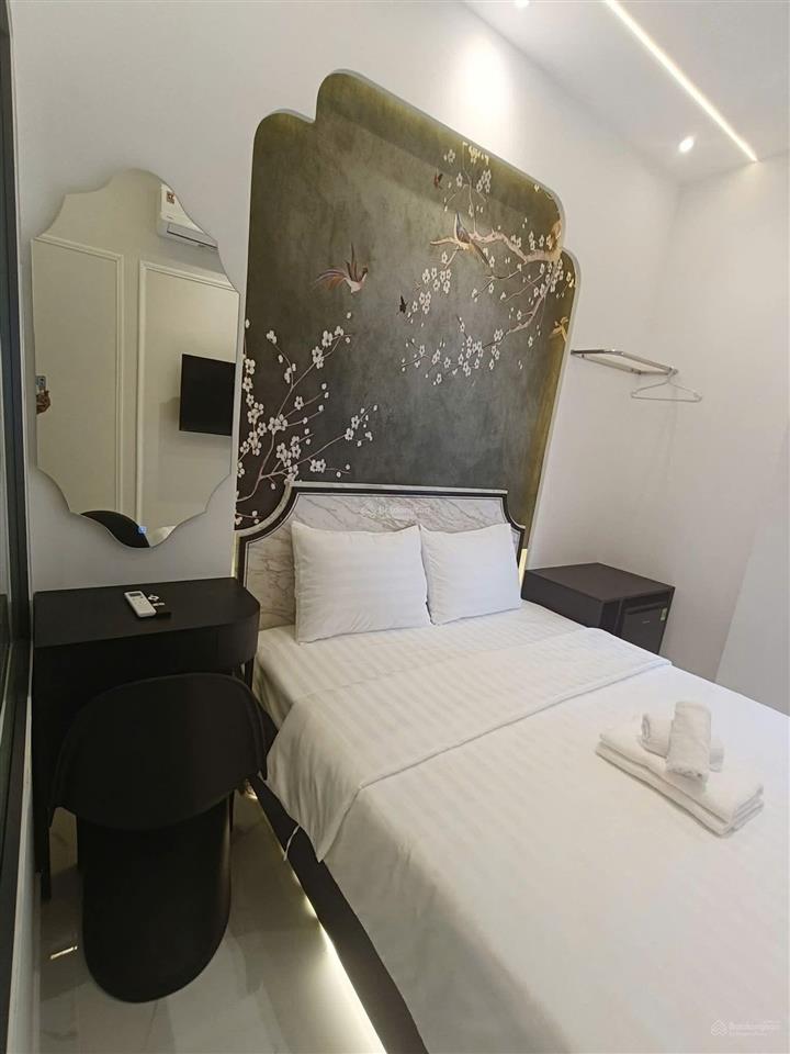 Bán tòa nhà chdv 40 phòng doanh thu hiện đang khoáng 2 tỷ/ năm