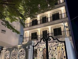 Bán tòa nhà chdv 40 phòng doanh thu hiện đang khoáng 2 tỷ/ năm