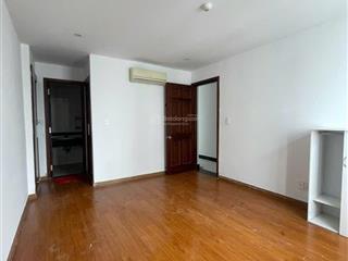 Cần bán căn hộ giai việt tạ quang bửu, p5, q8. dt 109 m2, 3 phòng ngủ,2 wc,view thoáng mát.