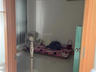 Cần bán gấp căn hộ tara số 1a đường tạ quang bửu p6 q8 dt 68m2 , 2 phòng ,2wc
giao thông thuậ