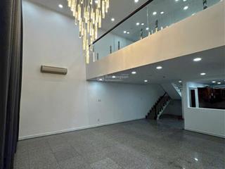 Bán căn hộ penthouse giai việt hoàng anh 856 tạ quang bửu, p5, q8. dt 227m2, 3 phòng ngủ, 4wc, sh