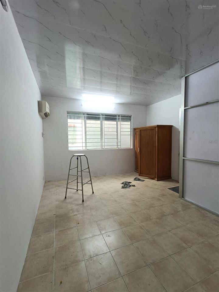 Bán chung cư 52 phạm hùng q8 dt 49m2, 1pn, 1wc, có 1 lửng đúc, nhà sạc