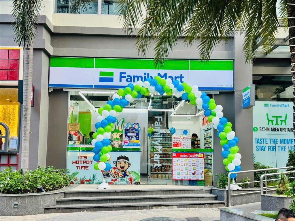 Cho thuê shophouse view đẹp tại vinhomes central park, 150 triệu, 150m2, chính chủ