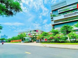 Bán đất tặng nhà 2,5 tầngkđt 1b ngay cổng đh fpt đà nẵng.đag cho thuê sẵn dòng tiềnbao rẻ khu vực
