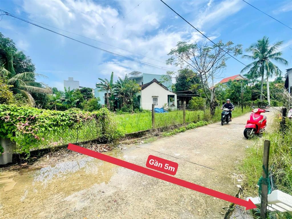 Bê tông điện nam bắcgần cổng khu công nghiệpđường rộng, trục thông thoánggiá siêu rẻ