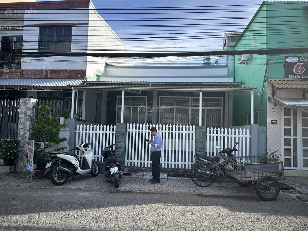 Bán nhà mặt tiền phan hiến đạo p 1 , mỹ tho 69 m/2 giá 5.5 tỉ