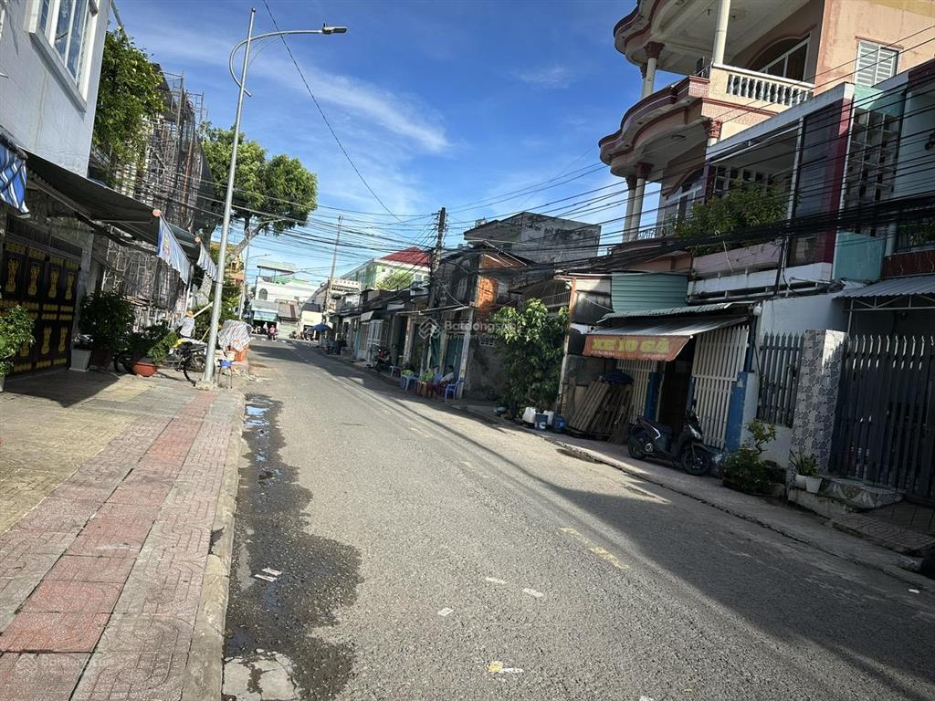 Bán nhà mặt tiền phan hiến đạo p 1 , mỹ tho 69 m/2 giá 5.5 tỉ