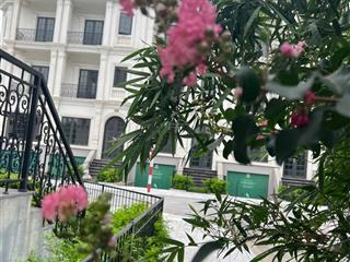 Chủ nhà bán căn liền kề vườn hoa siêu đẹp giá 3x tỷ! 0973 032 ***