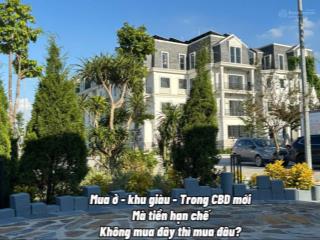 Bán căn shophouse hướng nam diện tích 200m. căn hoa hậu giá rẻ chỉ 285tr/m2