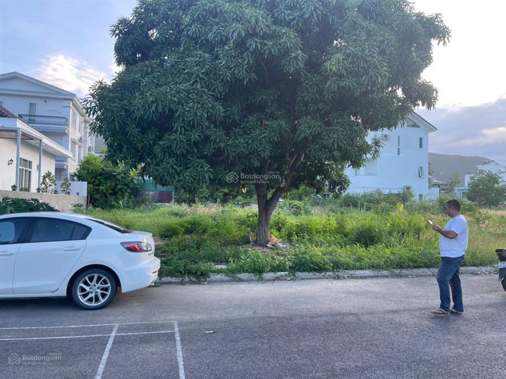 Gia đình kẹt tiền cuối năm cần bán nhanh 64994.2m2 đất nền liền kề khu công nghiệp giá 2.5tr/m2