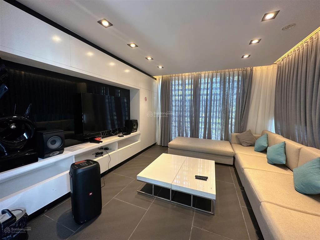 Bán biệt thự biển  khu dịch vụ du lịch anh nguyễn  ocean front villas  420m2