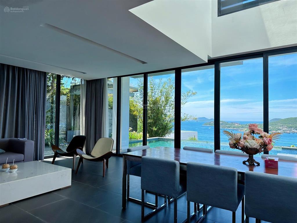 Bán biệt thự biển  khu dịch vụ du lịch anh nguyễn  ocean front villas  420m2