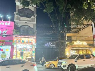 Nhà mặt phố tại nguyễn thị minh khai, 282 triệu / m2, 430 m2 phù hợp xây khách sạn !