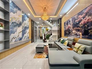 Nhà đẹp 2 lầu đường nhựa thông xe hơi tô ngọc vân