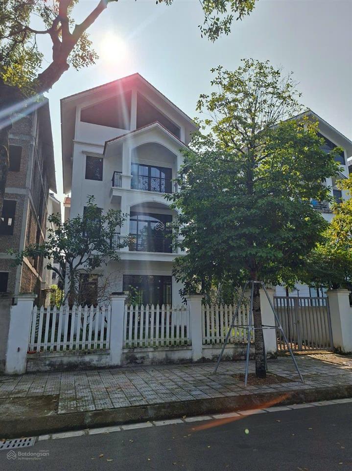 Chính chủ cần bán biệt thự đơn lập 278m2 dự án phương viên nằm trong dự án mailand hanoi city.