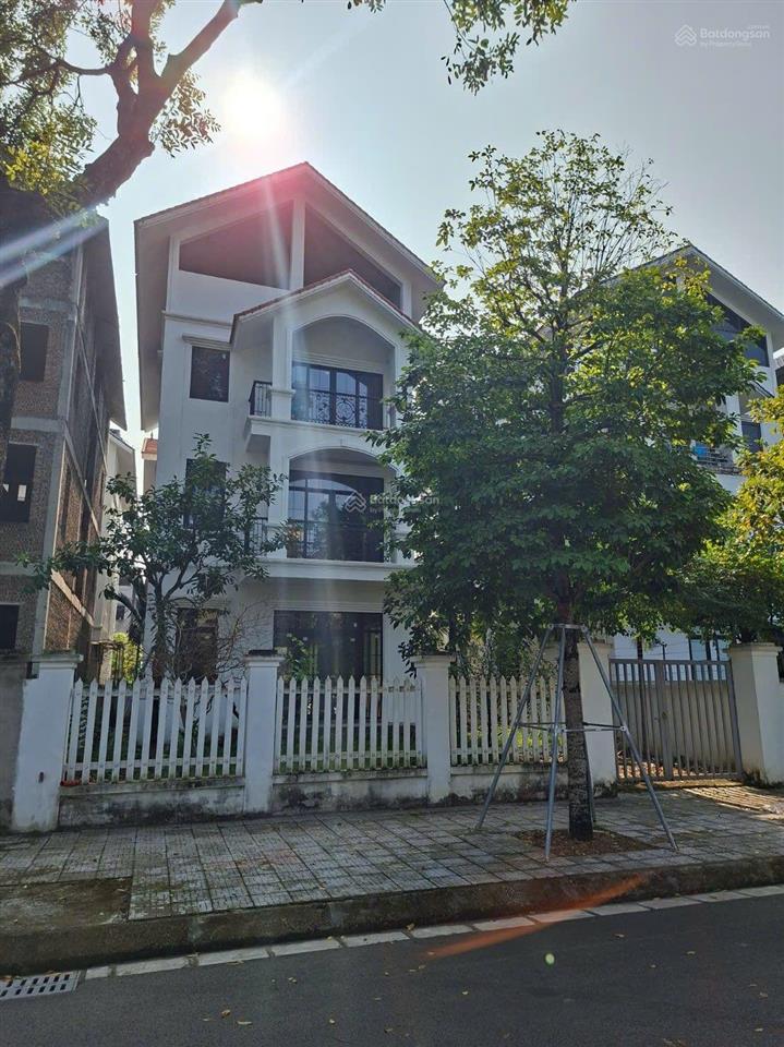 Chính chủ cần bán biệt thự đơn lập phương viên 317m2 căn góc siêu đẹp