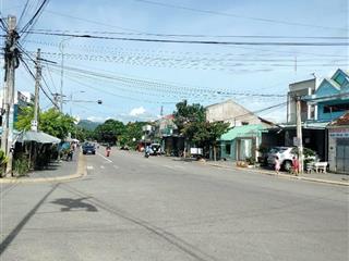 Đi nước ngoài định cư, chính chủ bán lại căn nhà trung tâm phường an khê  gia lai