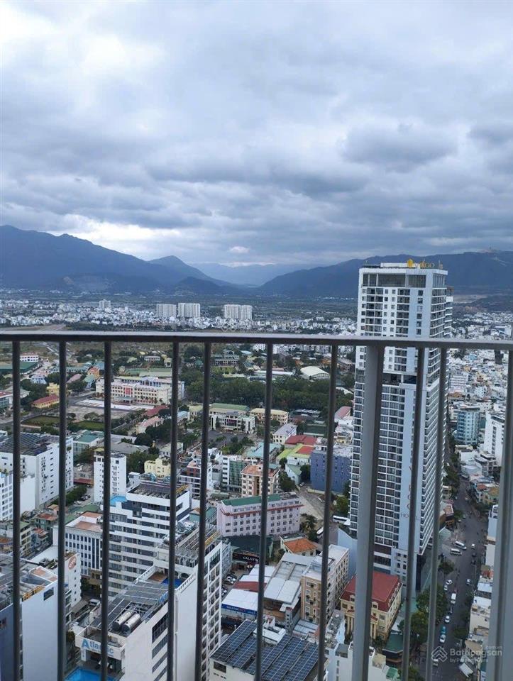 Giảm sâu 200tr bán gấp 2căn phố giá rẻ 1.8tỉ panorama tầng cao sẵn hd thuê