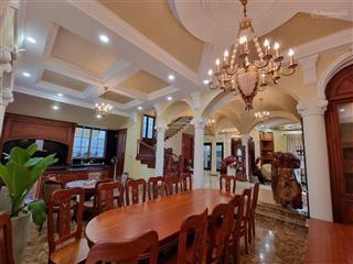 Bán căn biệt thự đẳng cấp nội thất xịn để lại toàn bộ thuộc khu b vĩnh điềm trung, khánh hòa